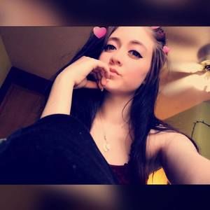 Meet your Posher, Alyssa